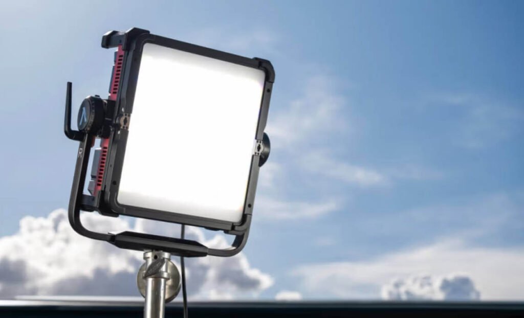 Aputure NOVA 9° LED panel light feature infographic showing narrow beam technology, long throw capabilities, and directional hard shadows compared to traditional Fresnel setups.